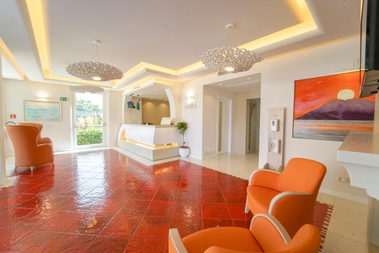 Suite Hotel L'Oasi Di Riaci (Adults Only) Santa Domenica  Exterior photo